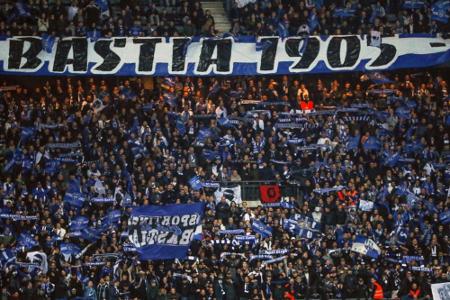 Nach Krawalle: Fünf Festnahmen und 