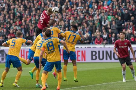 Hannover entert durch Derby-Sieg die Spitze