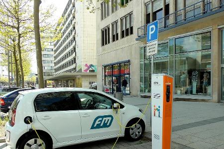 KBA: 5 Prozent aller Neuzulassungen sind Hybride