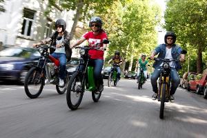 GOVECS kauft E-Rollermarke ELMOTO