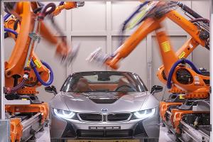 BMW setzt über 11.000 E-Fahrzeuge im August ab