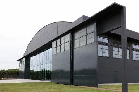 Dyson errichtet Elektroauto-Technologiezentrum