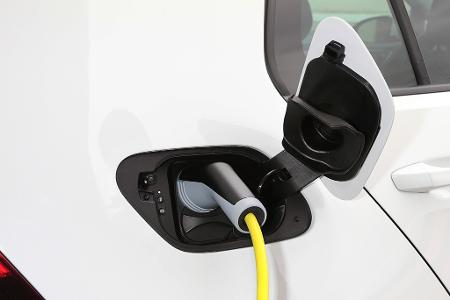 E-Auto-Reichweite nimmt laut Studie deutlich zu.