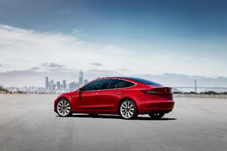 Tesla will Model 3 Basisversion priorisieren