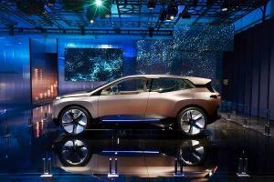 BMW Vision iNext auf CES in Las Vegas erlebbar