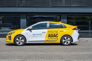 ADAC testet "rollende Reservekanister für E-Autos"