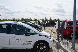 Neue Kooperation will smarte Ladelösungen anbieten