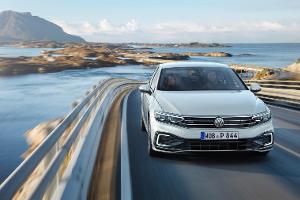 VW Passat GTE ab Sommer wieder erhältlich