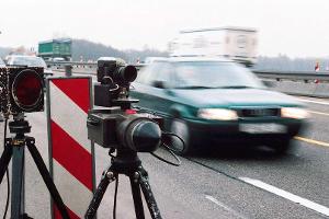 Deutscher Autofahrer in der Schweiz mit 249 km/h geblitzt