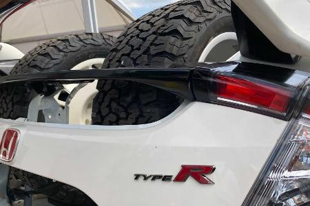 Honda Civic Type R OveRland: 10 cm höher und Offroad-Reifen