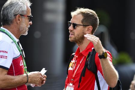 Da ist der Ehering: am linken Ringfinger bei Sebastian Vettel