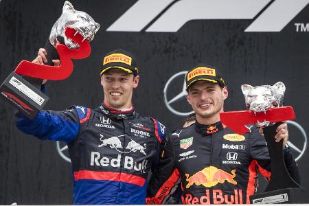 Das Bild sagt alles: Max Verstappen siegt, Daniil Kwjat wird Dritter!