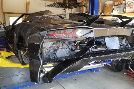 Physiker und sein Sohn 3D-drucken einen Lamborghini Aventador