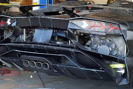 Physiker und sein Sohn 3D-drucken einen Lamborghini Aventador