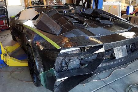 Physiker und sein Sohn 3D-drucken einen Lamborghini Aventador