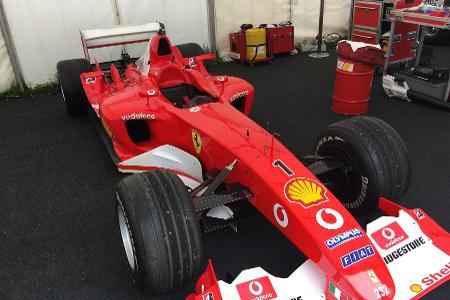 Damon Hill im Auto des Rivalen: Goodwood feiert Michael Schumacher