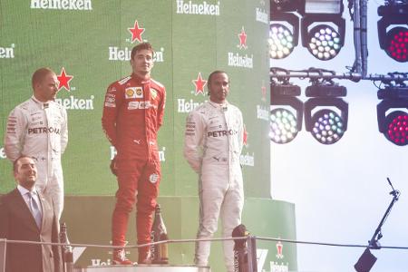 Charles Leclerc feiert seinen zweiten Sieg als Ferrari-Fahrer in Monza