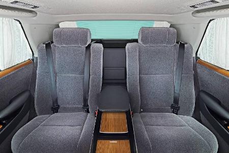 Toyota Century Cabriolet für den neuen japanischen Kaiser