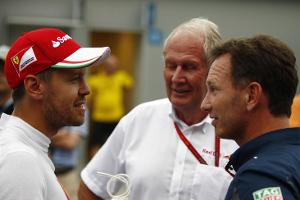 Sebastian Vettel im Gespräch mit seinen ehemaligen Chefs von Red Bull