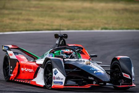 Rene Rast zum ersten Mal im Formel-E-Auto von Audi