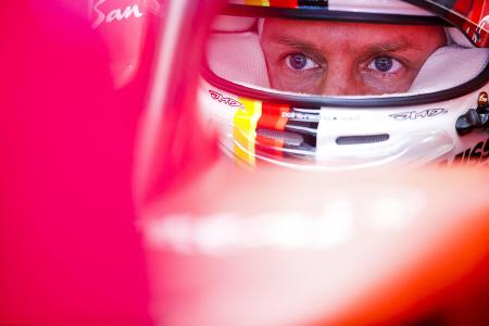 Erste Fotos von Sebastian Vettel im Ferrari SF1000