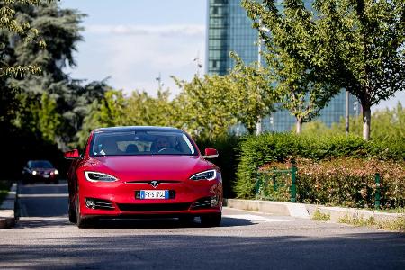 Tesla-Update: Mehr Reichweite, verbesserte Navigation und mehr.