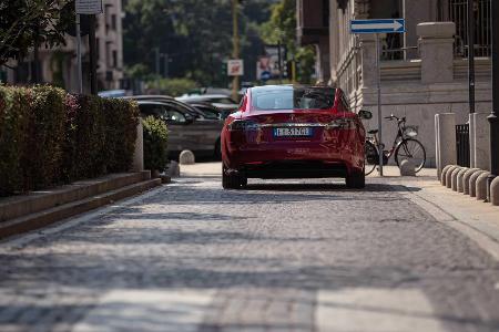Tesla-Update: Mehr Reichweite, verbesserte Navigation und mehr.