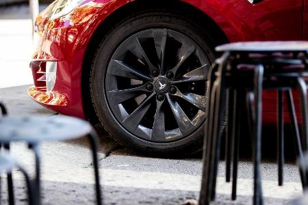 Tesla-Update: Mehr Reichweite, verbesserte Navigation und mehr.