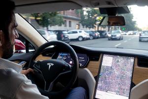 Tesla-Update: Mehr Reichweite, verbesserte Navigation und mehr.