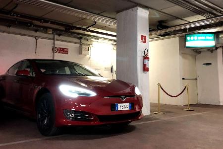 Tesla-Update: Mehr Reichweite, verbesserte Navigation und mehr.