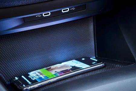 VW Golf 8 glänzt in Mega-Galerie mit mehr als 200 Bildern