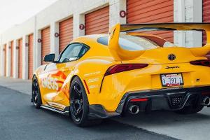 Hier kommt der bisher größte Flügel für die neue Toyota Supra