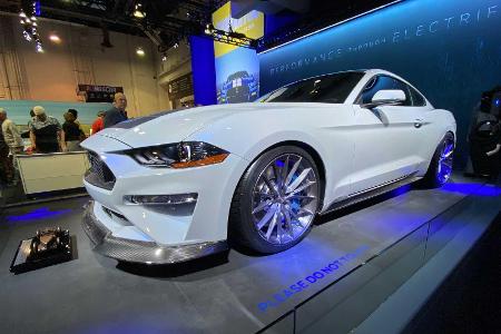 Ford Mustang Lithium mit über 900 PS starkem Elektroantrieb