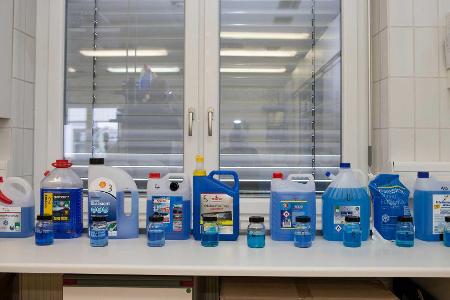 Winterscheibenreiniger im GTÜ-Test: Nicht jede Fertigmischung ist gut