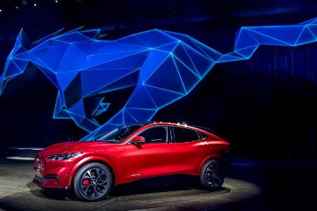 Ford Mustang Mach-E: Elektro-SUV mit bis zu 600 km WLTP-Reichweite