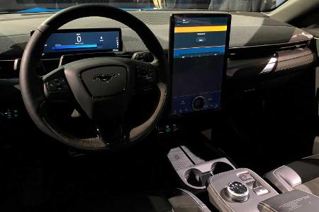 Ford Mustang Mach-E: Elektro-SUV mit bis zu 600 km WLTP-Reichweite