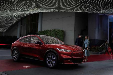 Ford Mustang Mach-E: Elektro-SUV mit bis zu 600 km WLTP-Reichweite
