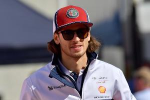 Antonio Giovinazzi bleibt auch 2020 der Formel 1 erhalten