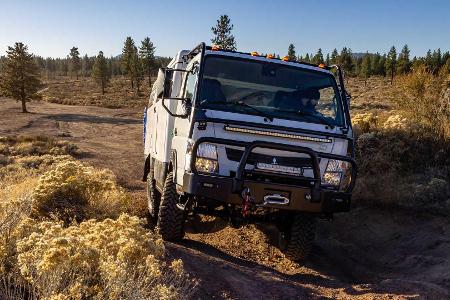 EarthCruiser zeigt neue EXP und FX Expeditionsfahrzeuge mit V8