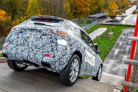 Mercedes GLA (2020): Erste Teaserbilder