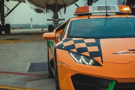 Lamborghini Huracán RWD als Follow-Me Car am Flughafen Bologna