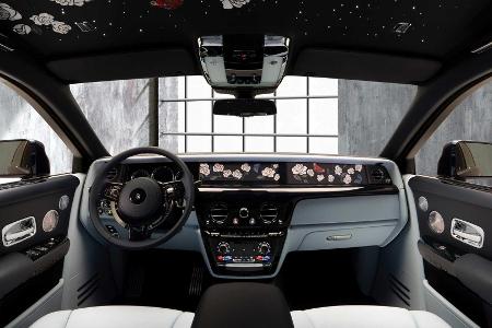 Rolls-Royce Rose Phantom: Luxus mit aufwendigen Rosen-Stickereien