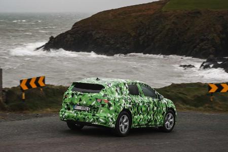 Skoda Enyaq iV: Offizielle Erlkönig-Bilder und Infos zum neuen Elektro-SUV
