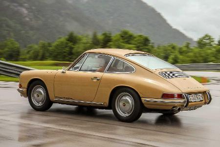 Zeitreise: Unterwegs im Porsche 911 von 1966