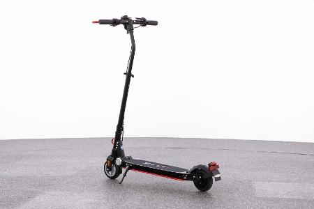 Acht Elektro-Kick-Scooter im ADAC-Test