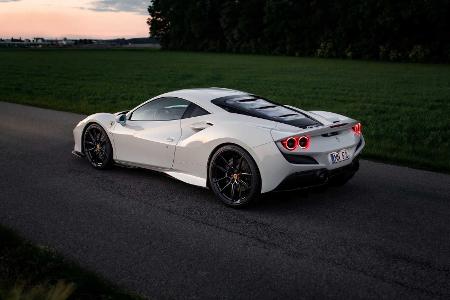 Ferrari F8 Tributo von Novitec hat große Kraft und große Räder