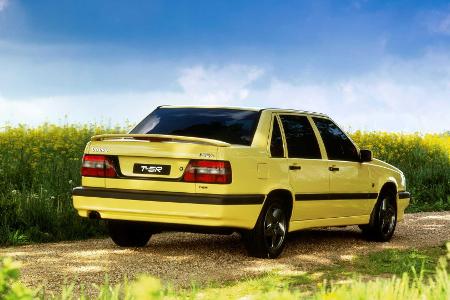 Volvo 850 T5-R vs. V60 T8 AWD Polestar Engineered