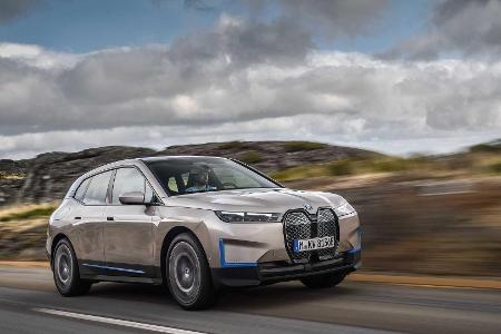 Aus BMW Vision iNext wird BMW iX: Elektro-SUV kommt Ende 2021