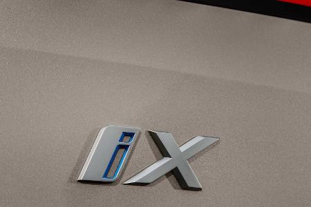 Aus BMW Vision iNext wird BMW iX: Elektro-SUV kommt Ende 2021