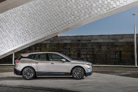 Aus BMW Vision iNext wird BMW iX: Elektro-SUV kommt Ende 2021